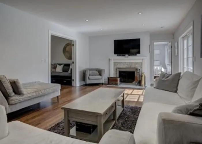 Villa Bridgehampton Village