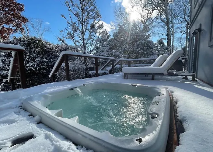 Blackberry - Private Home With Jacuzzi Year-Around